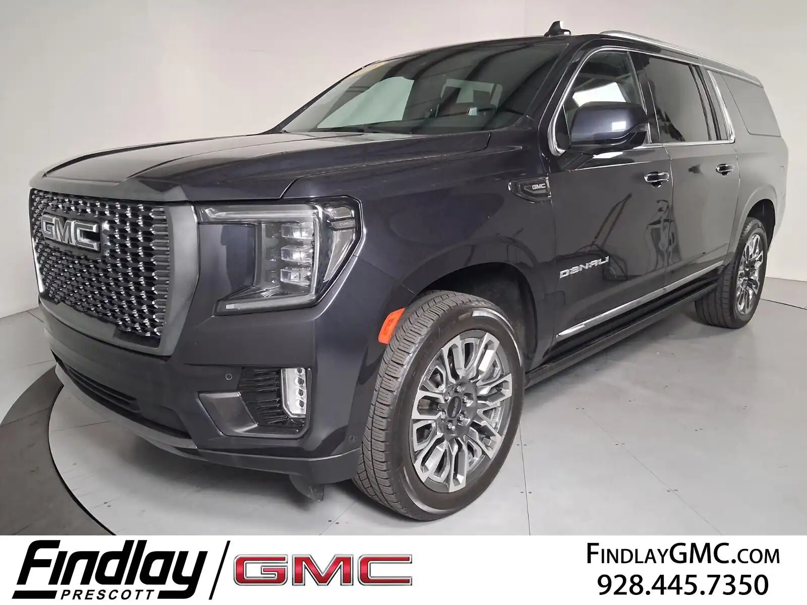 2023 GMC Yukon Denali Ultimate AWD's photo