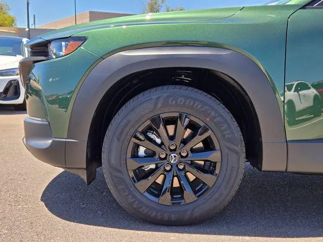 2026 Mazda CX-50 2.5 S Preferred photo 5