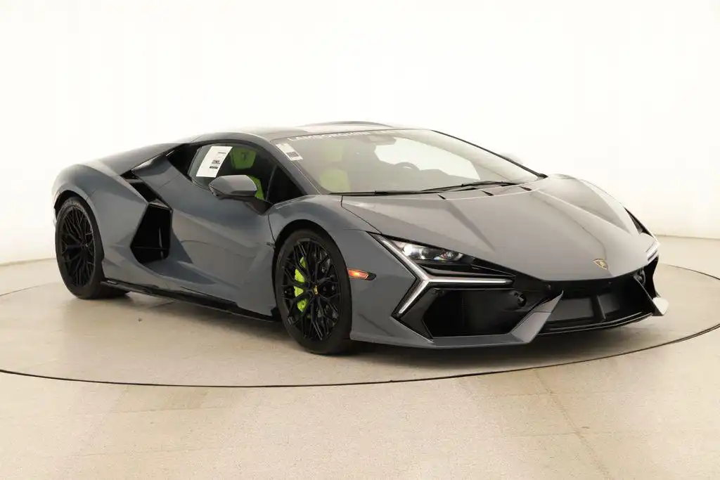 2026 Lamborghini Revuelto 6.5 DCT 4WD's photo