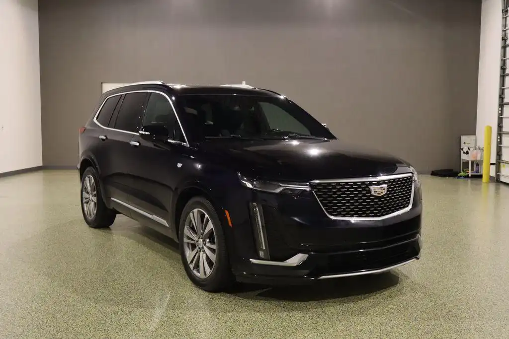 2022 Cadillac XT6 Premium Luxury Auto's photo