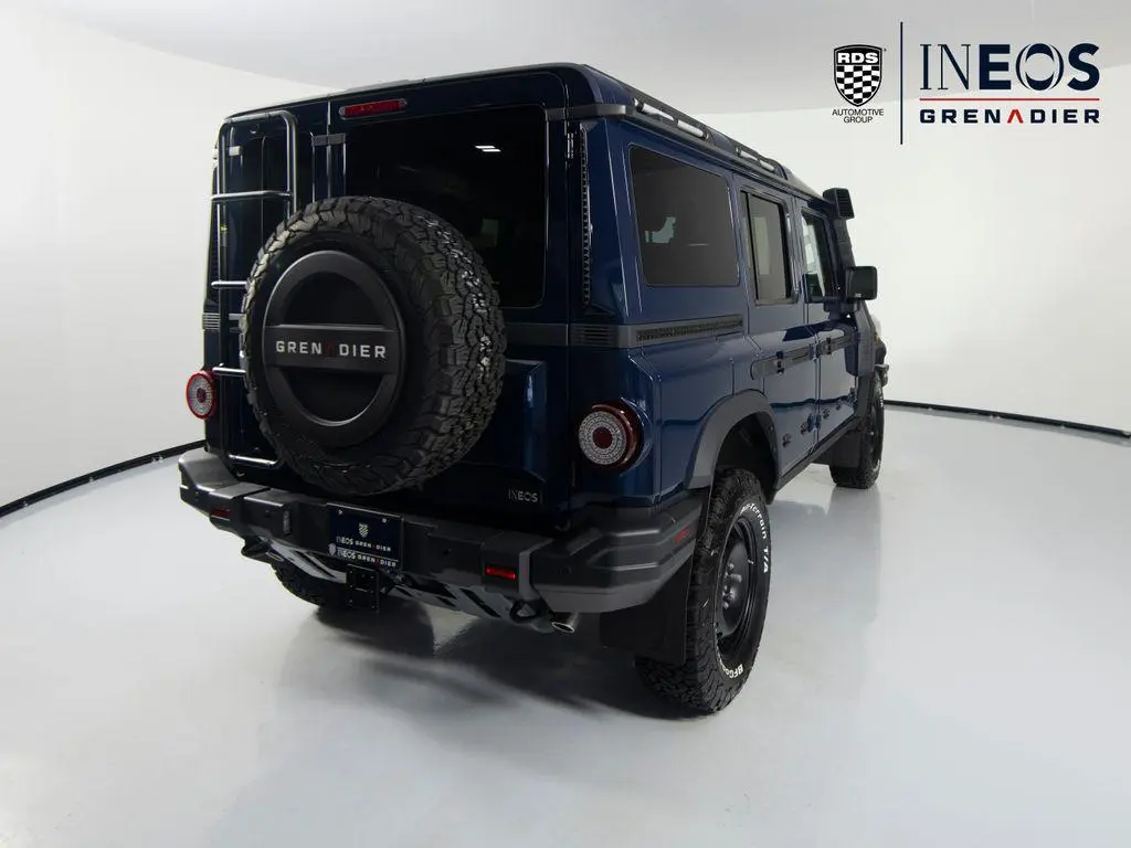 2026 INEOS Grenadier Black Edition photo 5