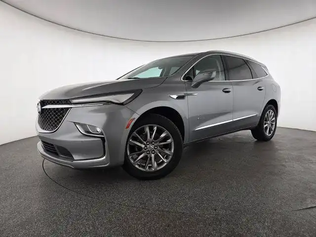 2023 Buick Enclave Avenir's photo
