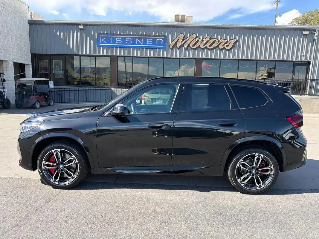 2026 BMW X1 xDrive28i's photo
