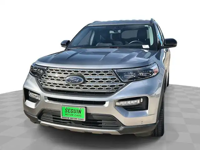 2020 Ford Explorer Limited RWD's photo
