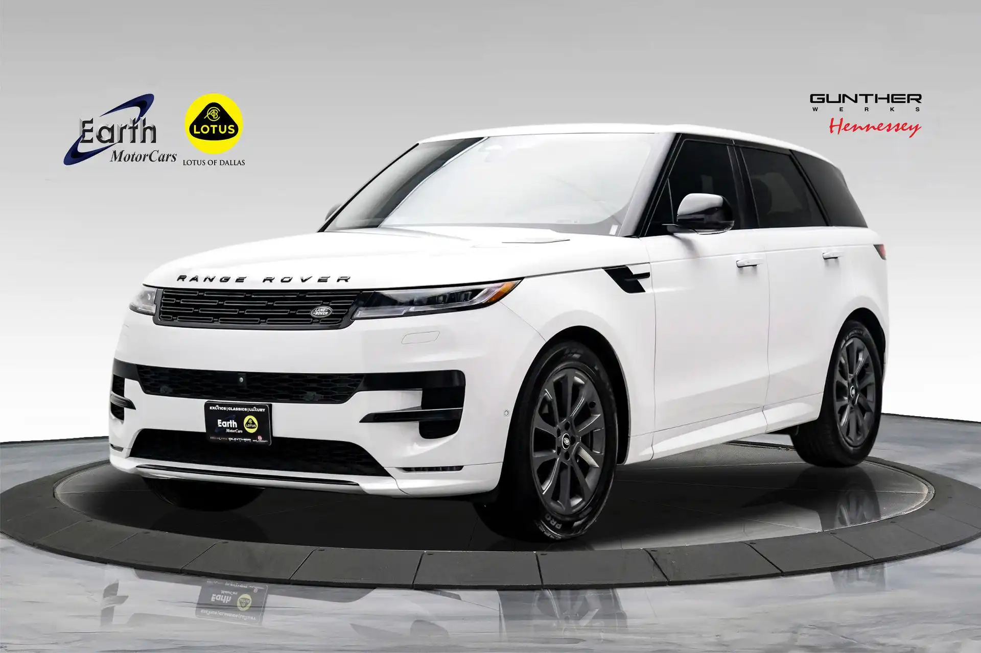2024 Land Rover Range Rover Sport P400 MHEV SE Dynamic's photo