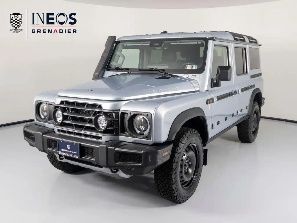2026 INEOS Grenadier Black Edition's photo