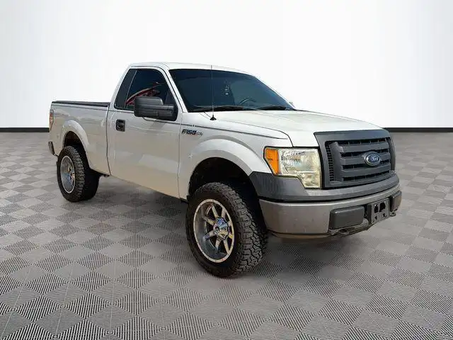 2012 Ford F-150 XL 4x4 Regular Cab 145-in's photo