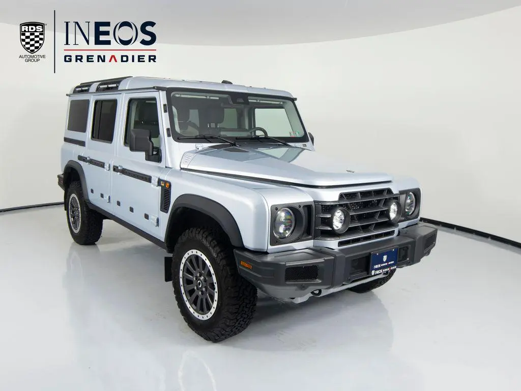 2025 INEOS Grenadier Fieldmaster Edition photo 3