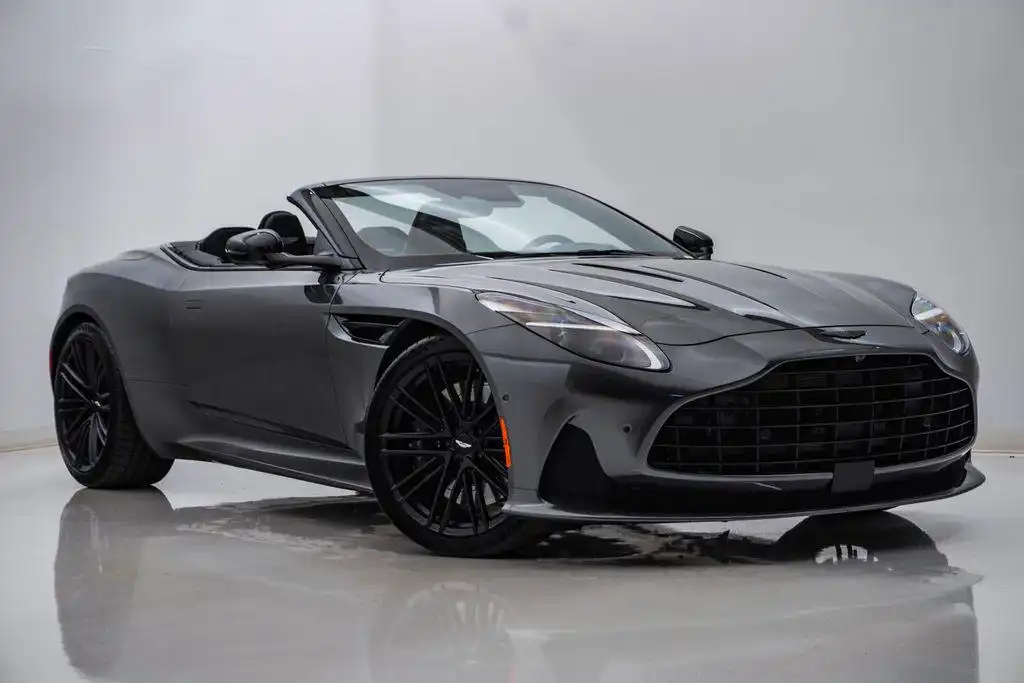 2024 Aston Martin DB12 Volante's photo