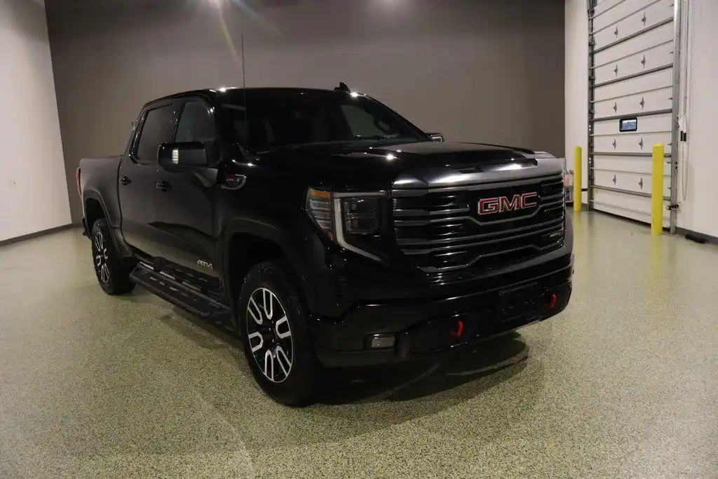 2024 GMC Sierra AT4 4WD Crew Cab Short Box's photo