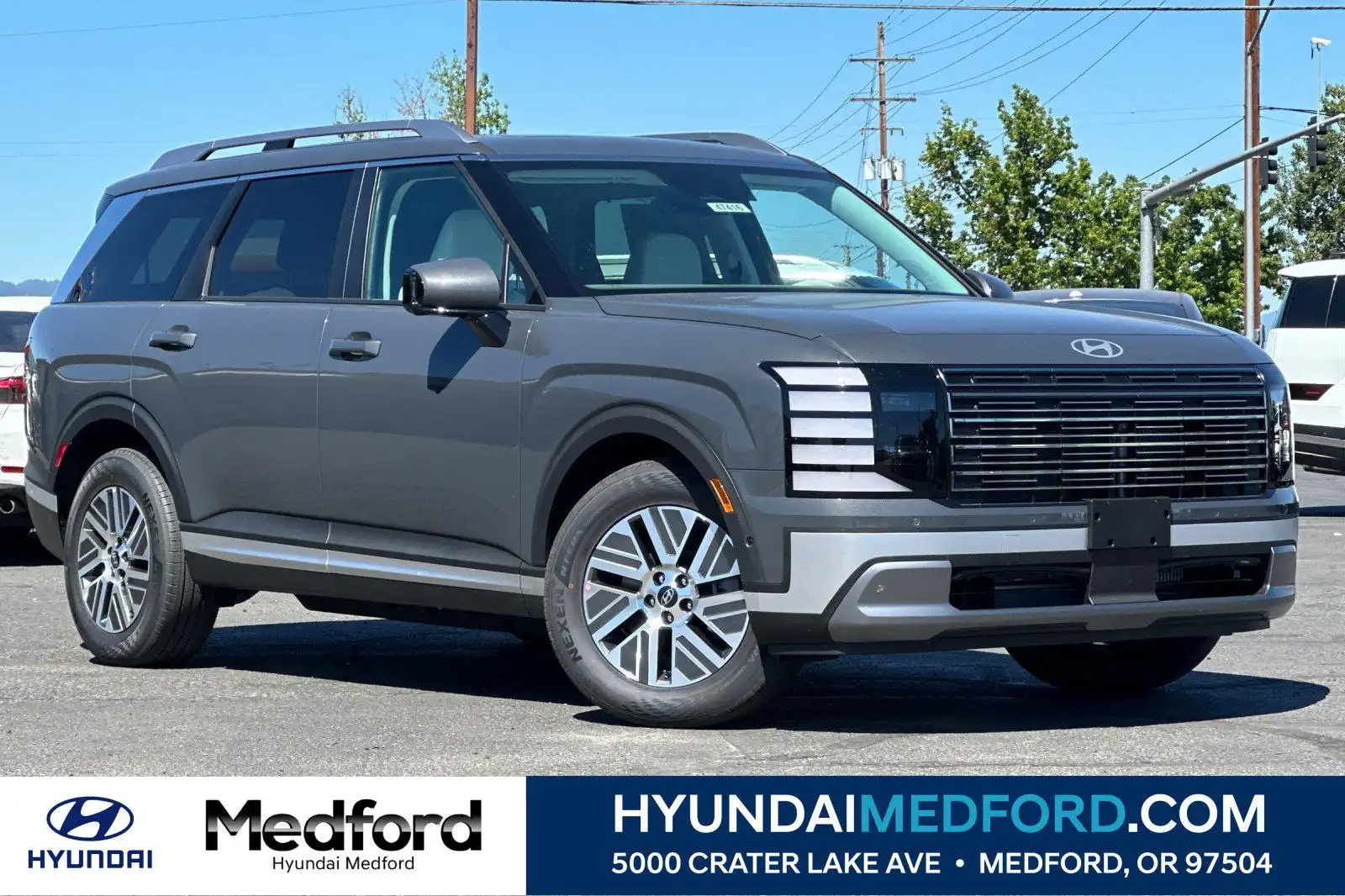 2026 Hyundai Palisade SEL Premium 7 Passenger Hybrid AWD's photo