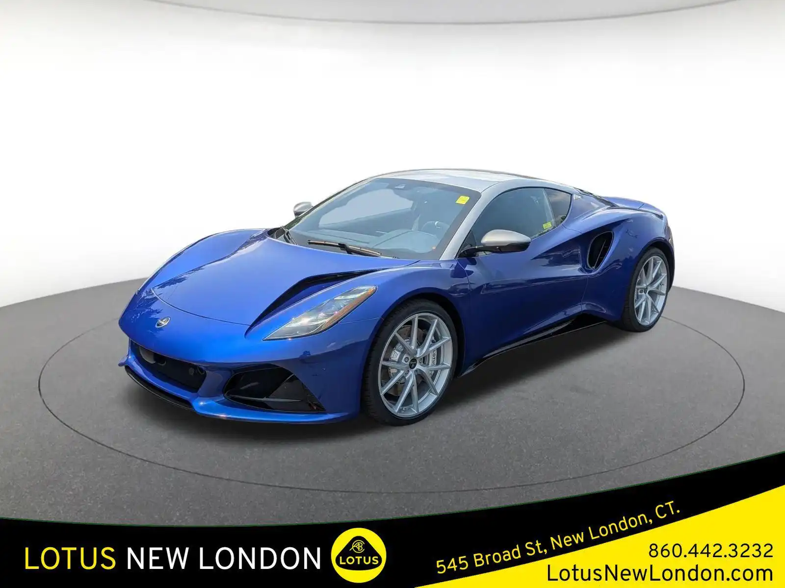 2026 Lotus Emira's photo