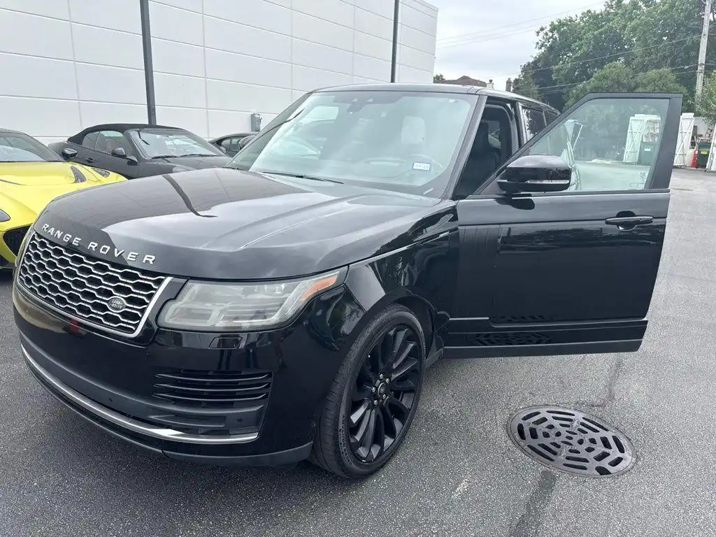 2019 Land Rover Range Rover V8 Supercharged's photo