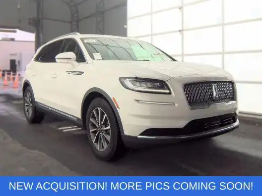 2022 Lincoln Nautilus FWD's photo