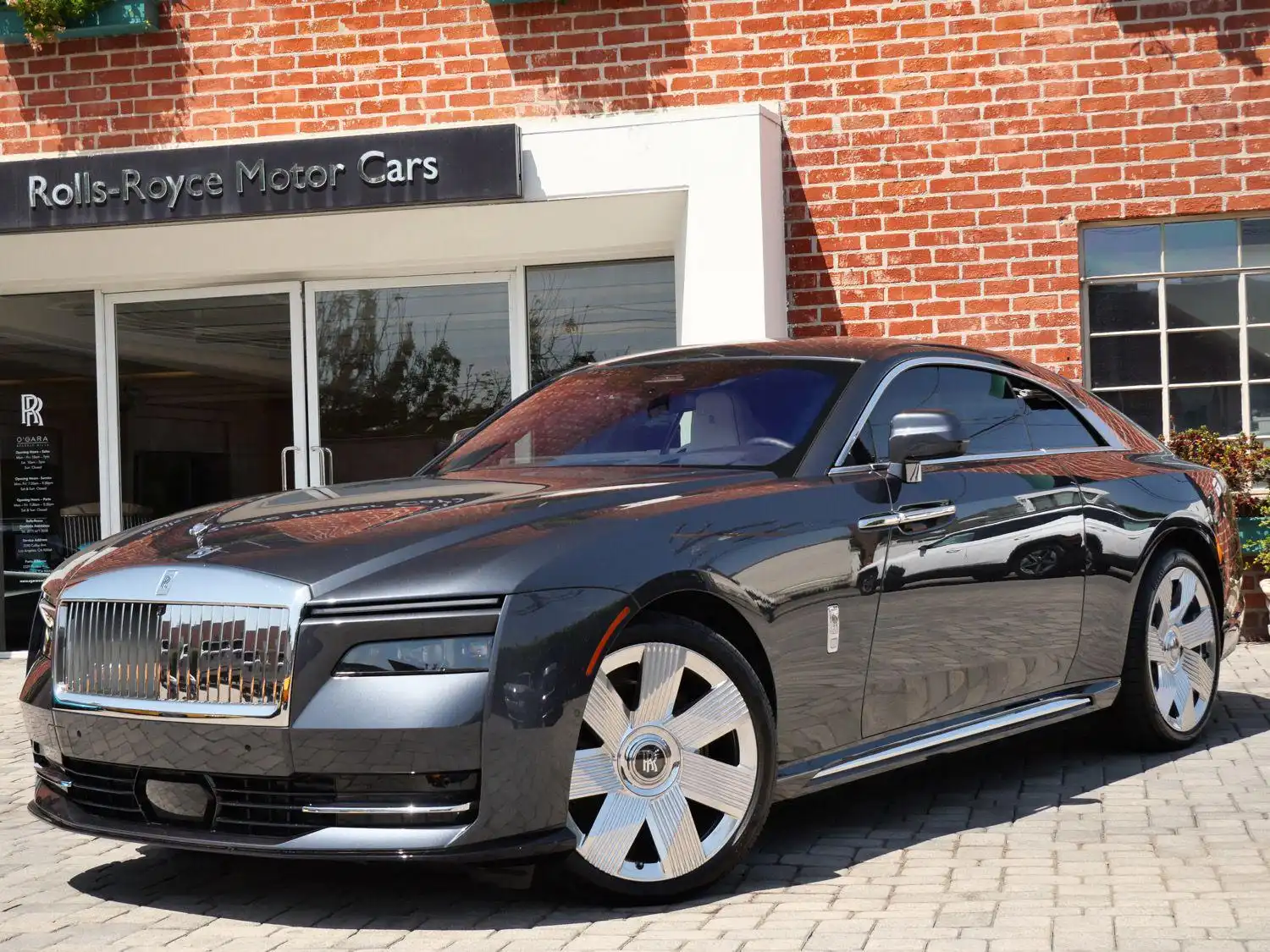 2024 Rolls-Royce Spectre Base's photo