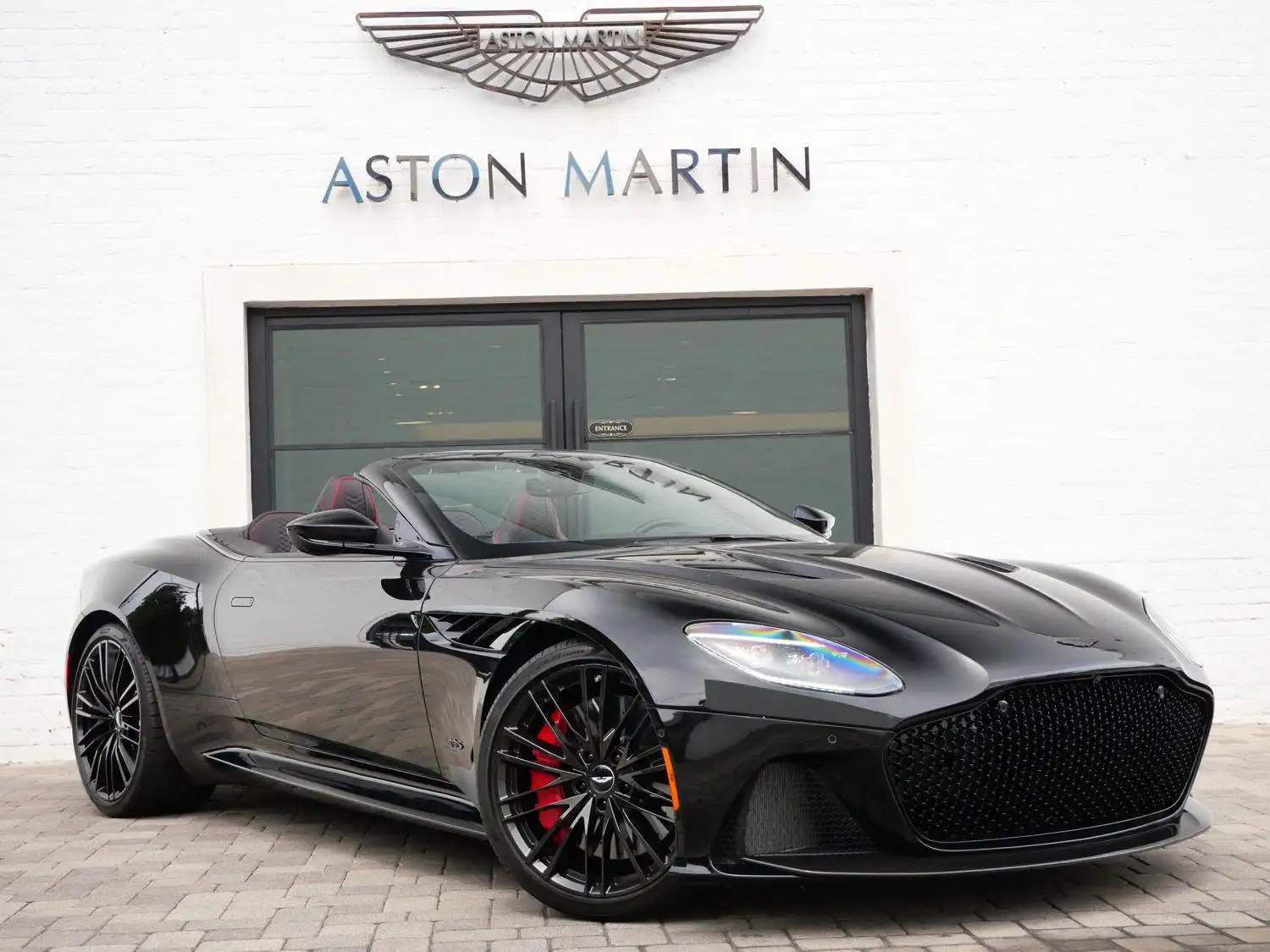 2023 Aston Martin DBS 5.2 V12 Volante's photo