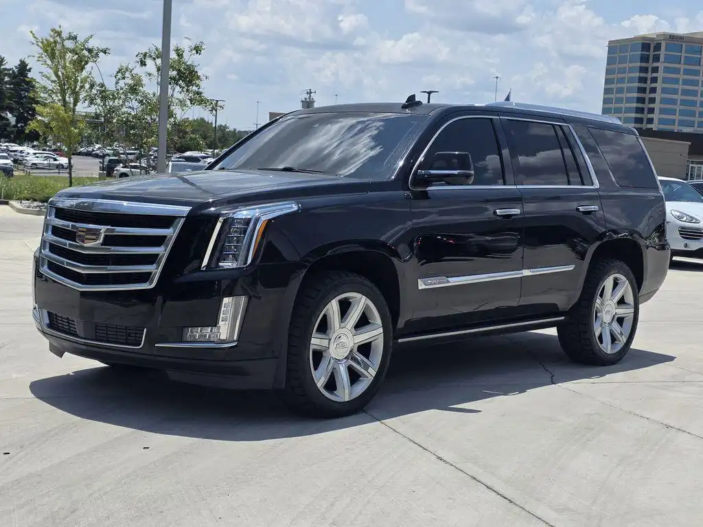 2016 Cadillac Escalade AWD Premium's photo