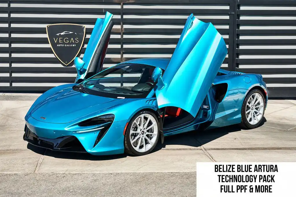2024 McLaren Artura 3.0 Techlux's photo