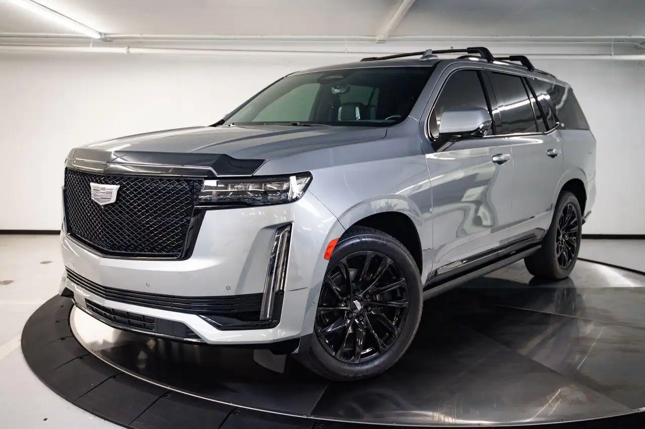 2024 Cadillac Escalade 4WD Sport Platinum's photo