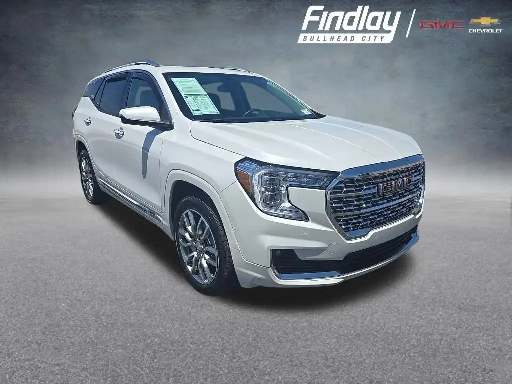 2023 GMC Terrain Denali AWD's photo