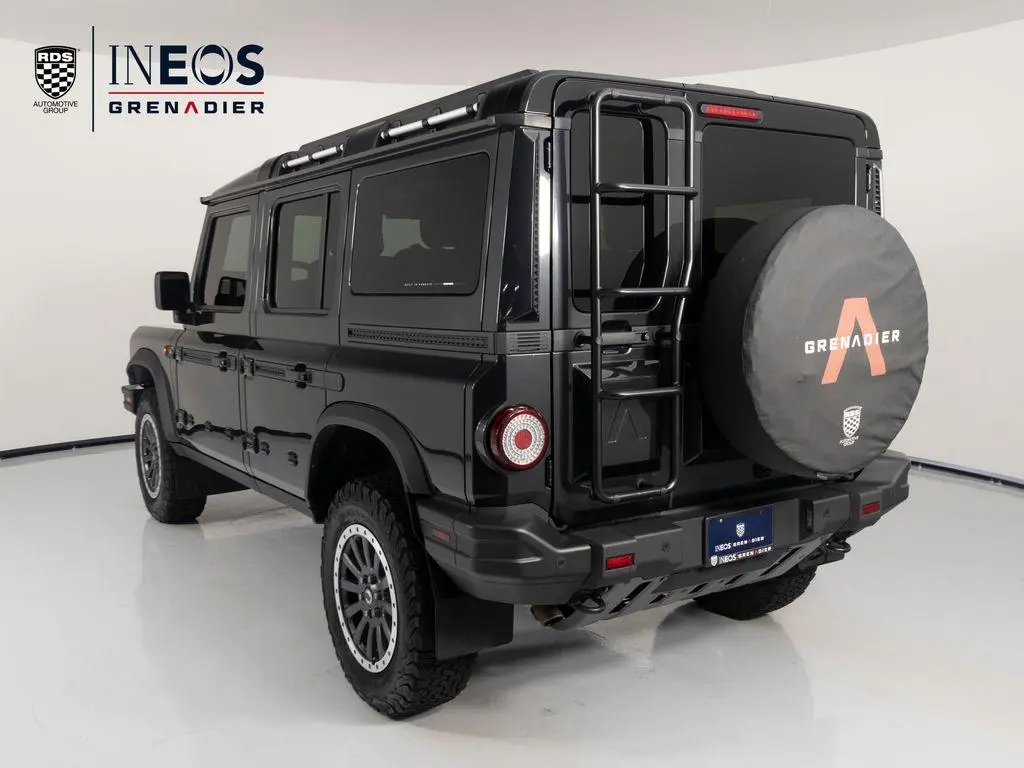 2024 INEOS Grenadier Fieldmaster Edition photo 3