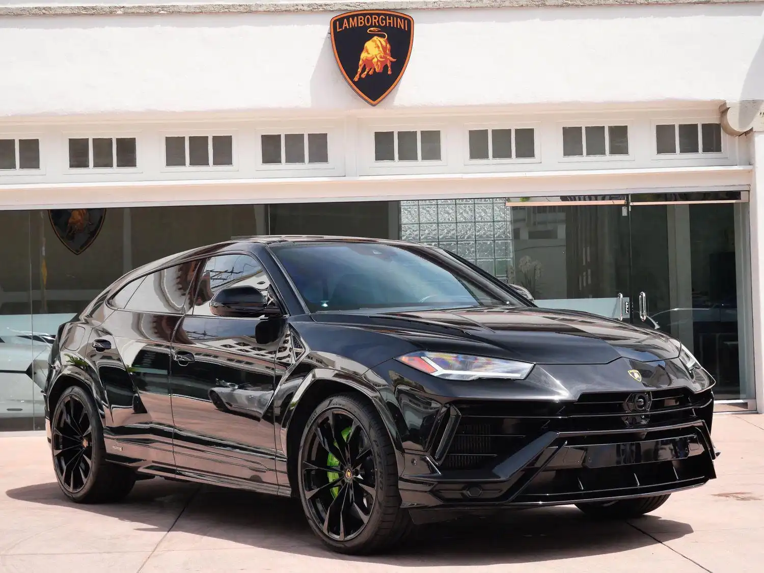 2024 Lamborghini Urus 4.0 V8 S's photo