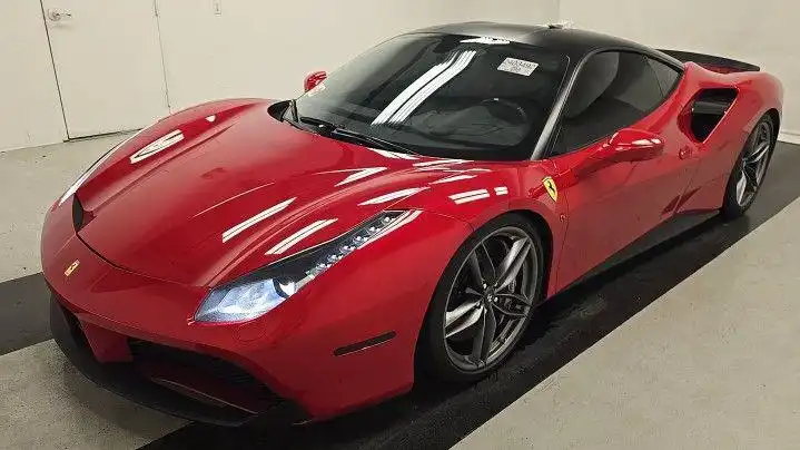 2017 Ferrari 488 Base's photo