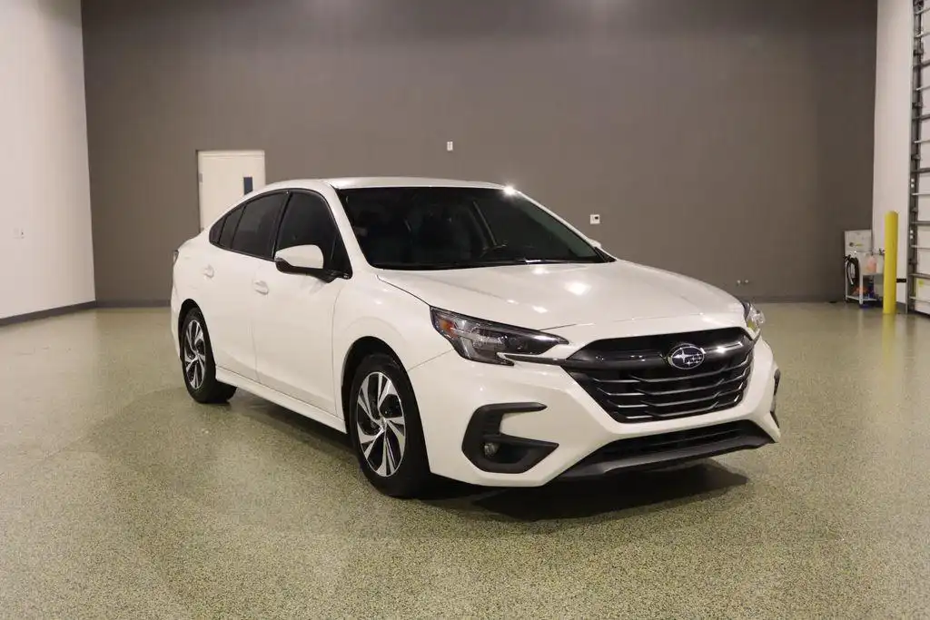 2024 Subaru Legacy Premium's photo