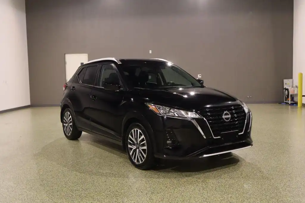 2023 Nissan Kicks 1.6 SV's photo