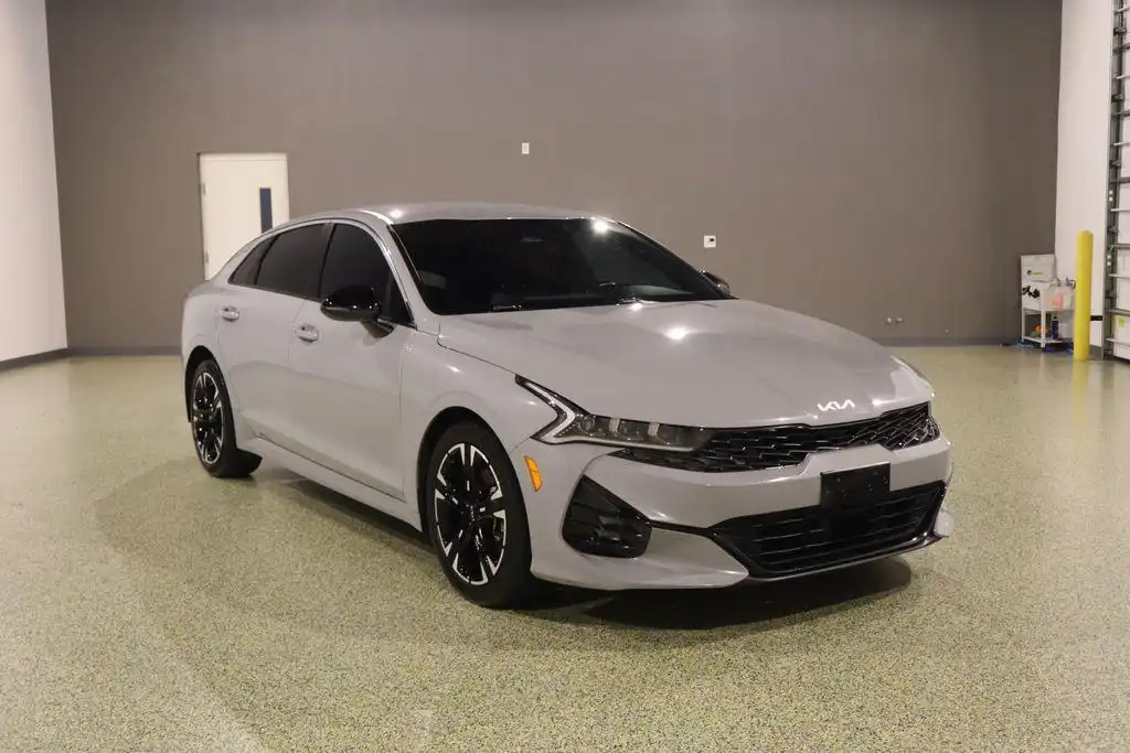 2023 Kia Optima GT-Line FWD's photo