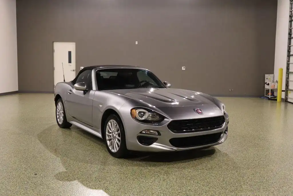 2017 FIAT 124 Spider 1.4 Classica's photo