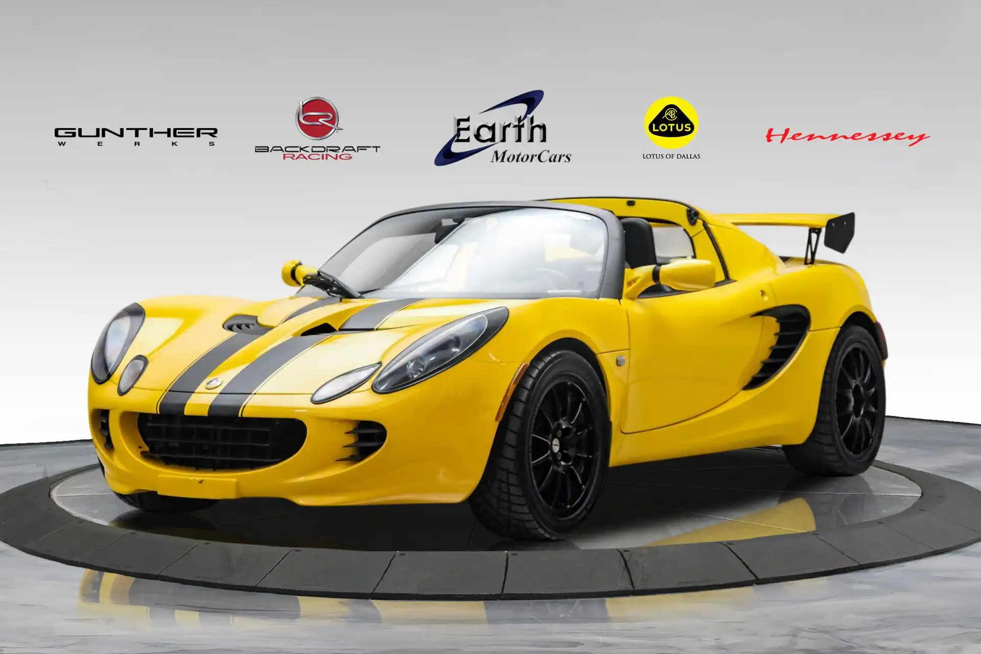 2005 Lotus Elise Base's photo