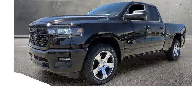 2024 RAM 1500 Laramie 4x4 Crew Cab 5'7's photo