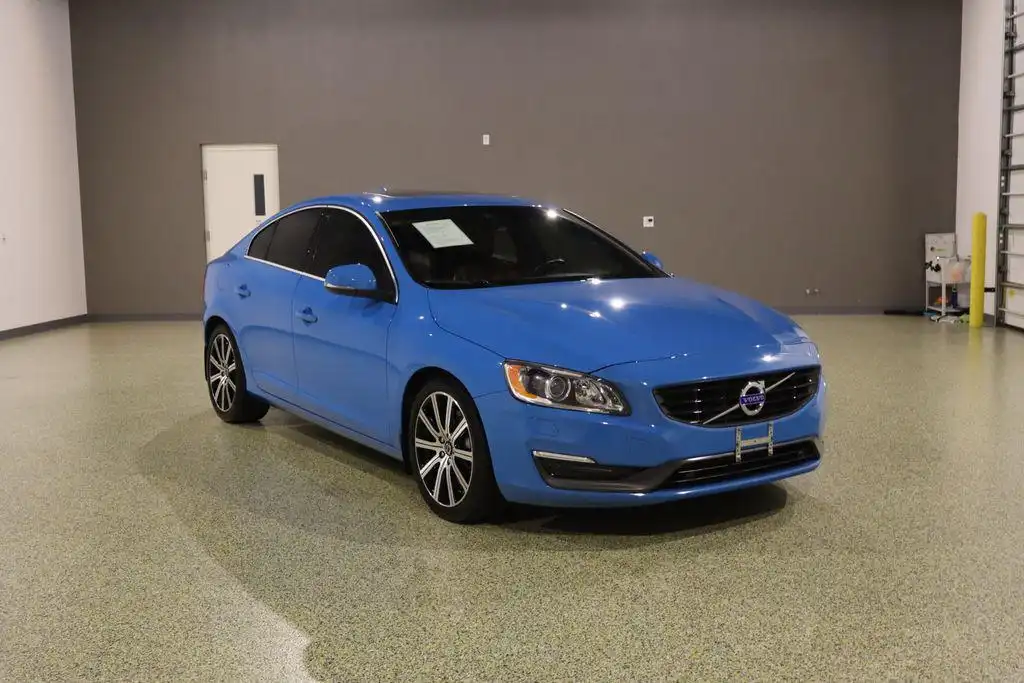 2015 Volvo S60 T6 Drive-E FWD's photo