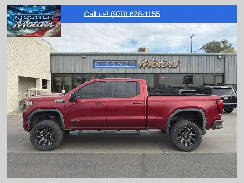 2019 GMC Sierra 4WD Crew Cab Standard Box AT4's photo