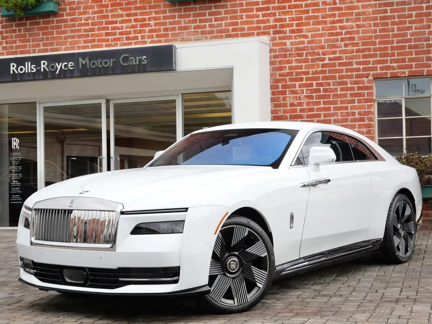 2024 Rolls-Royce Spectre Base's photo