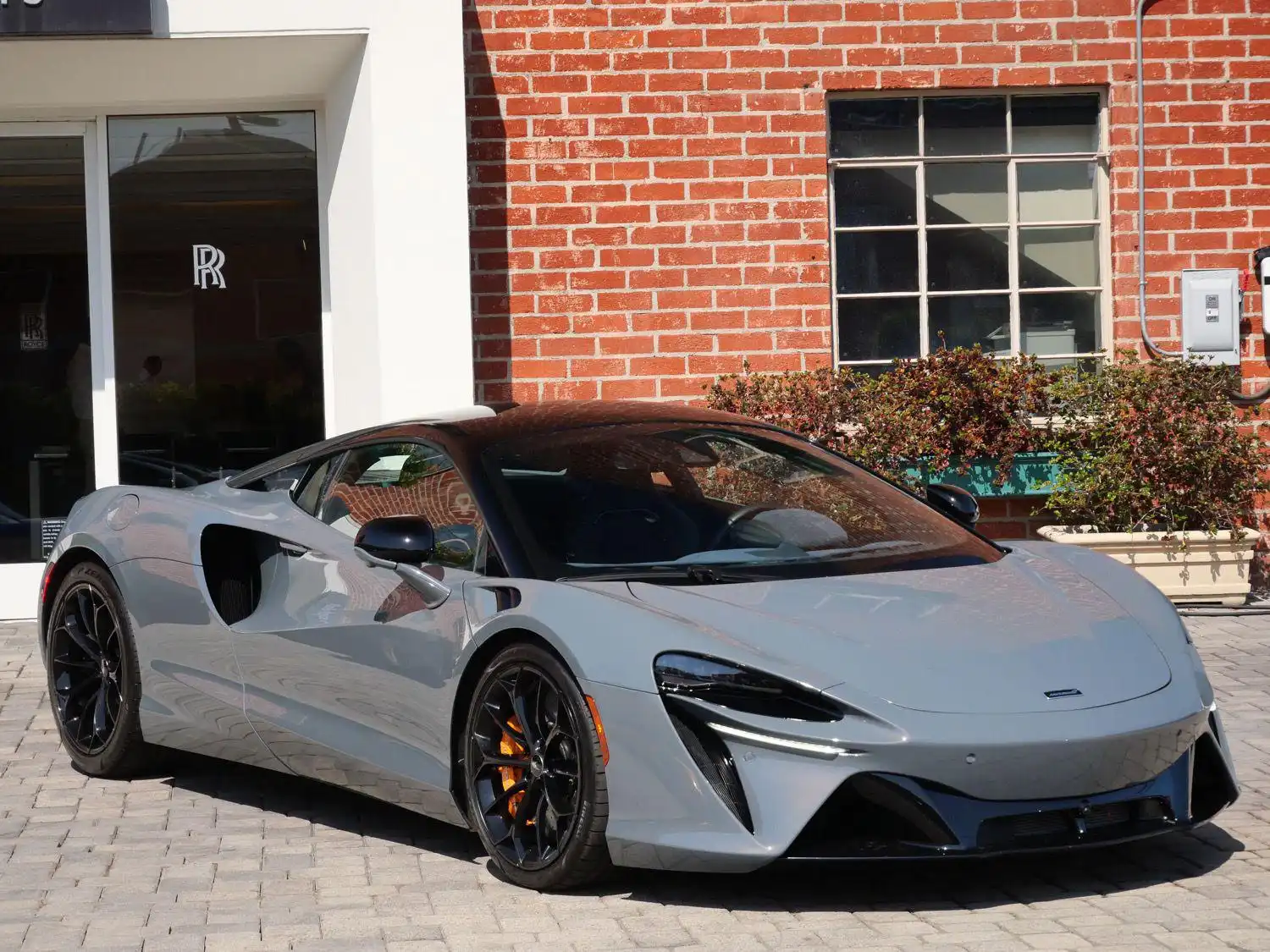 2023 McLaren Artura 3.0 Performance's photo