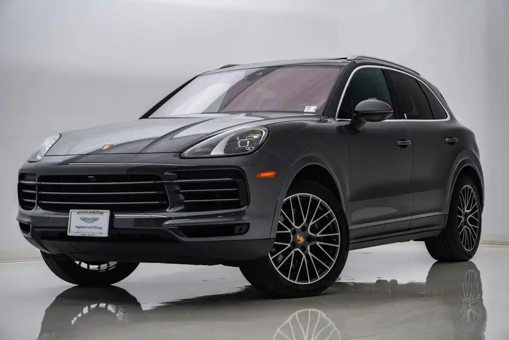 2021 Porsche Cayenne Base's photo