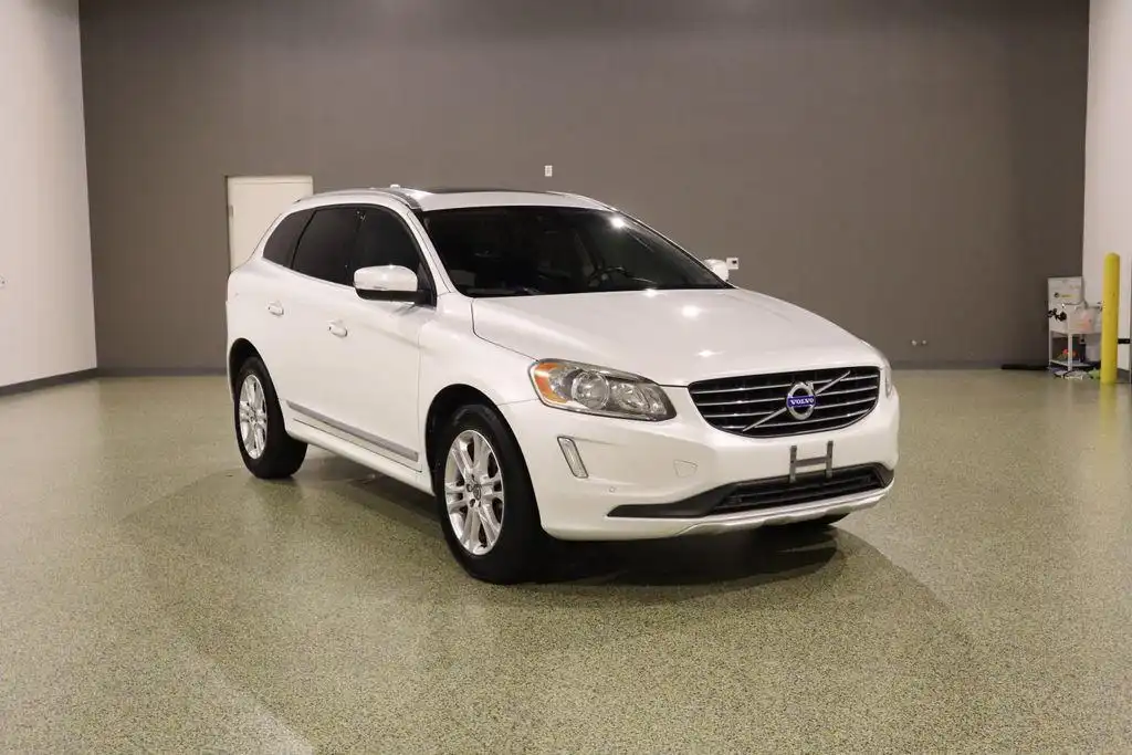 2015 Volvo XC60 T5 Drive-E FWD Premier's photo