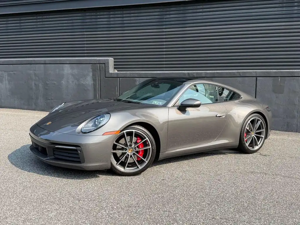 2020 Porsche 911 Carrera 4S Coupe's photo