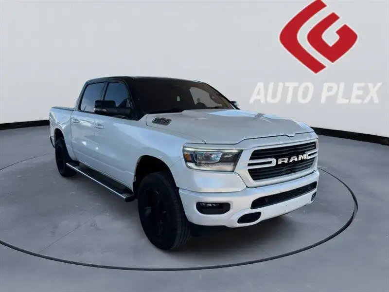 2023 RAM 1500 Laramie 4x4 Crew Cab 5'7's photo