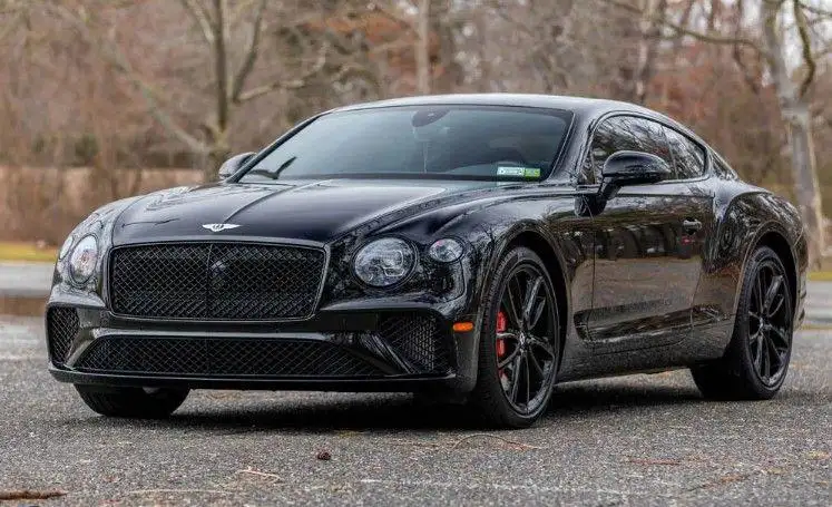 2022 Bentley Continental GT V8 Mulliner's photo