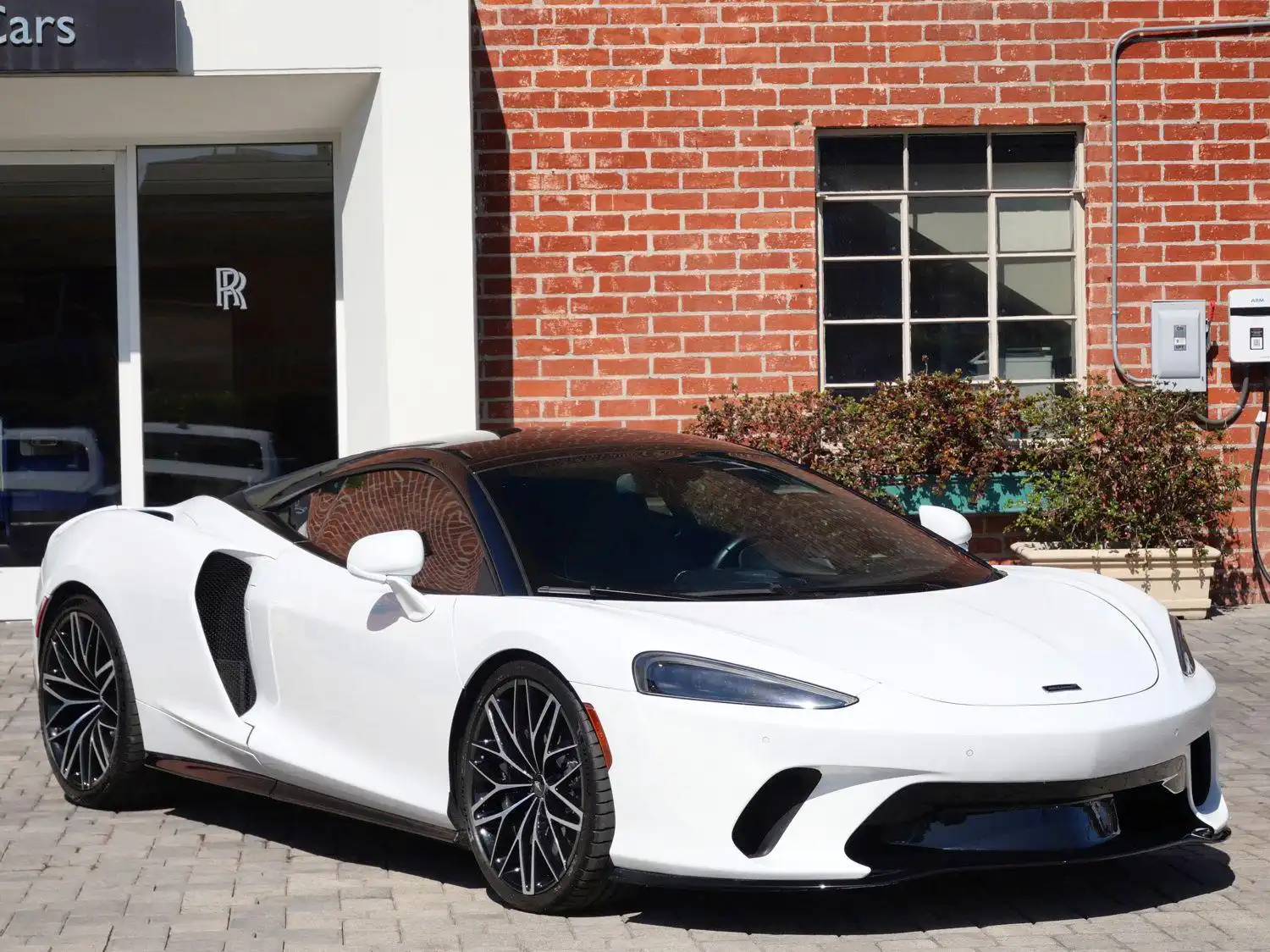 2023 McLaren GT Base's photo