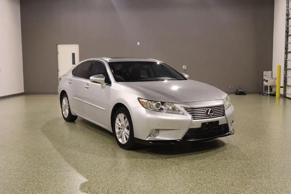 2013 Lexus ES 350 350's photo