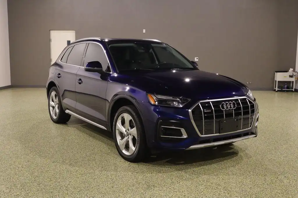 2021 Audi Q5 45 Premium Plus's photo