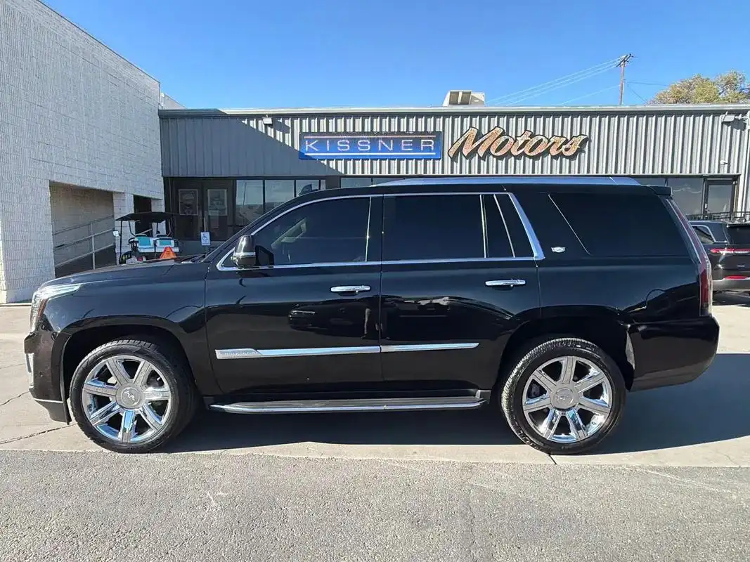 2018 Cadillac Escalade Luxury AWD's photo