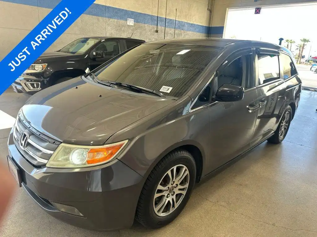 2013 Honda Odyssey EX's photo