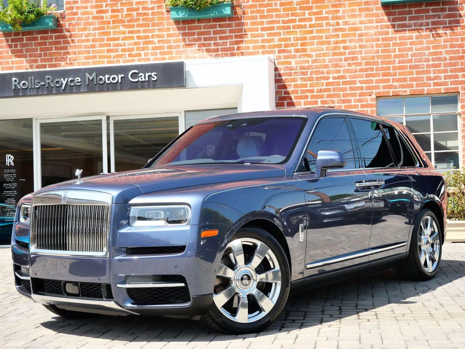 2023 Rolls-Royce Cullinan Base photo 1