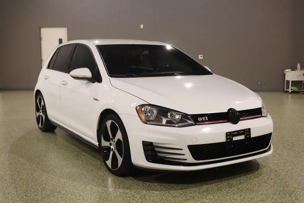 2016 Volkswagen Golf GTI 2.0T S 4-Door DSG PZEV's photo
