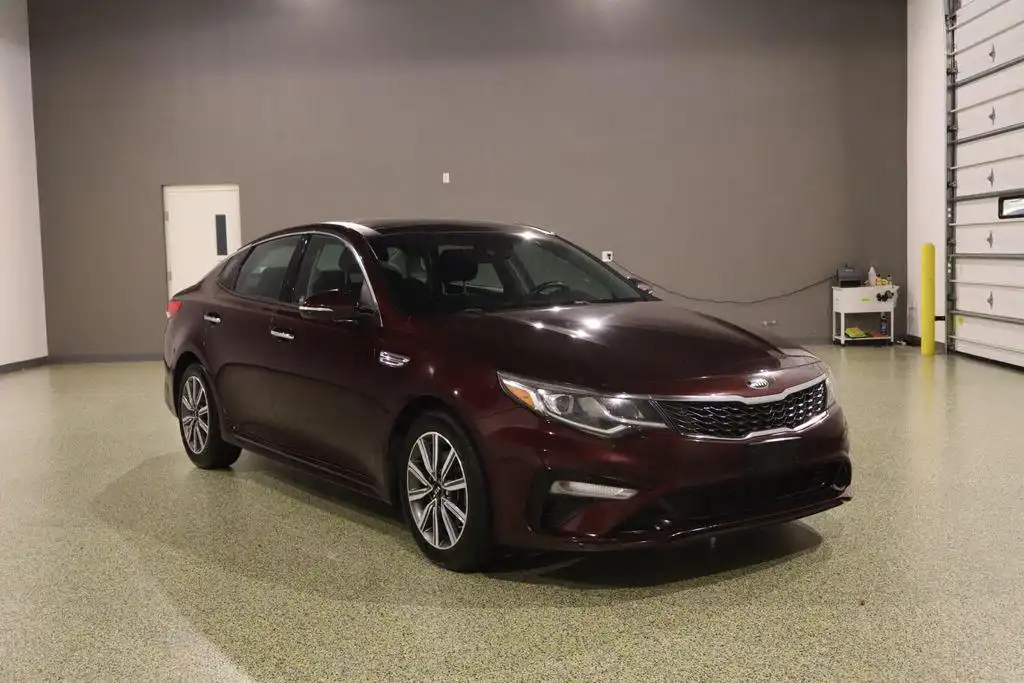 2019 Kia Optima LX Auto's photo